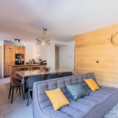 Luxueux 4* 6-8 Pers A Champagny Avec Balcon, Parking, Wifi Et Services Inclus - Fr-1-638-19